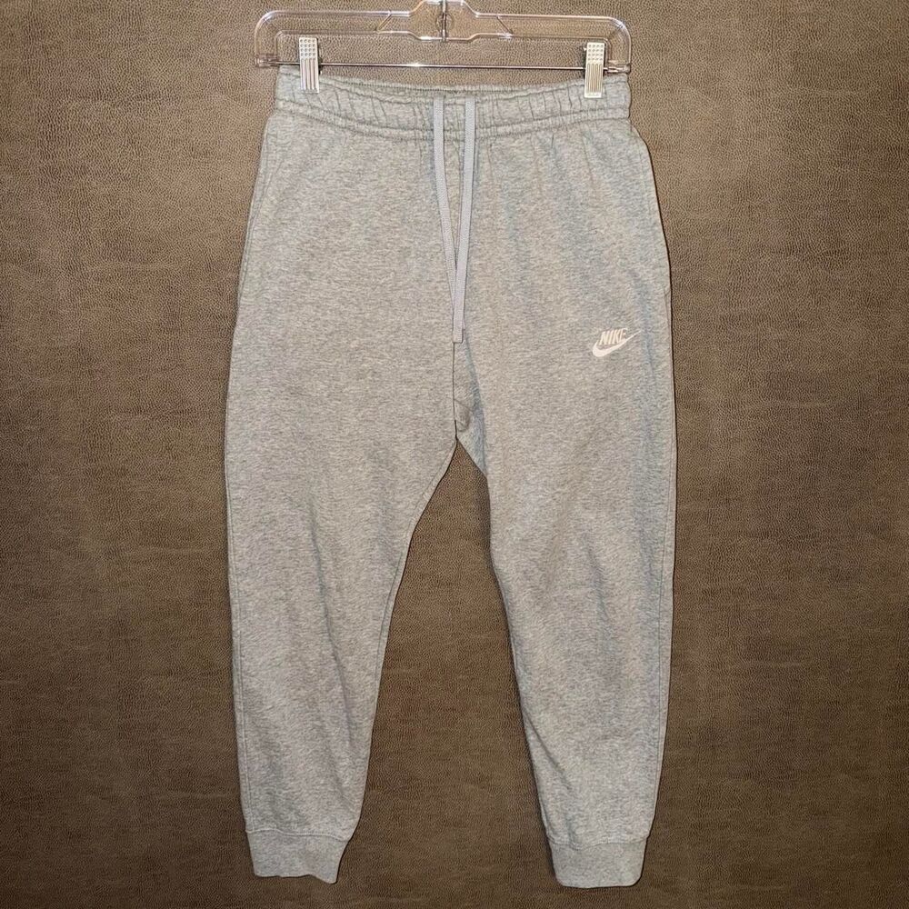 Nike Modern Club Fleece Grey Joggers